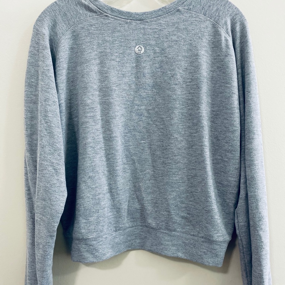 Cropped sweater - Picture 2 of 2